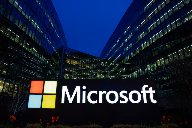 Microsoft зробила голосовий режим Copilot і функцію Think Deeper безкоштовними для всіх користувачів, забезпечуючи доступ до передових технологій штучного інтелекту